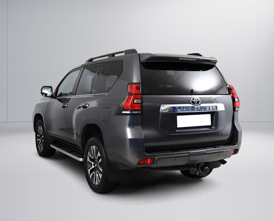 Toyota Land Cruiser 2.8 (4)