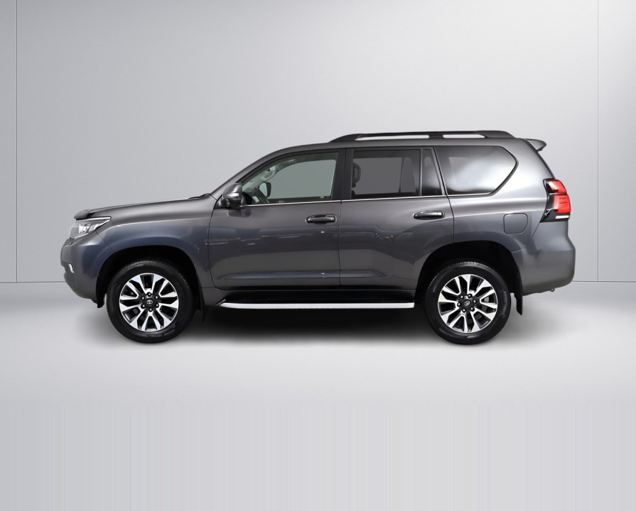 Toyota Land Cruiser 2.8 (5)