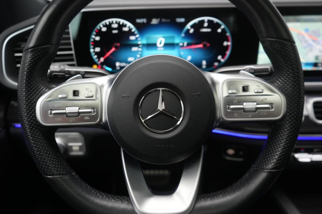 Mercedes-Benz GLE 300d 4MATIC - foto 14