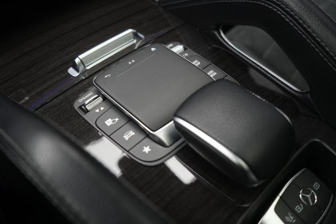 Mercedes-Benz GLE 300d 4MATIC - foto 18
