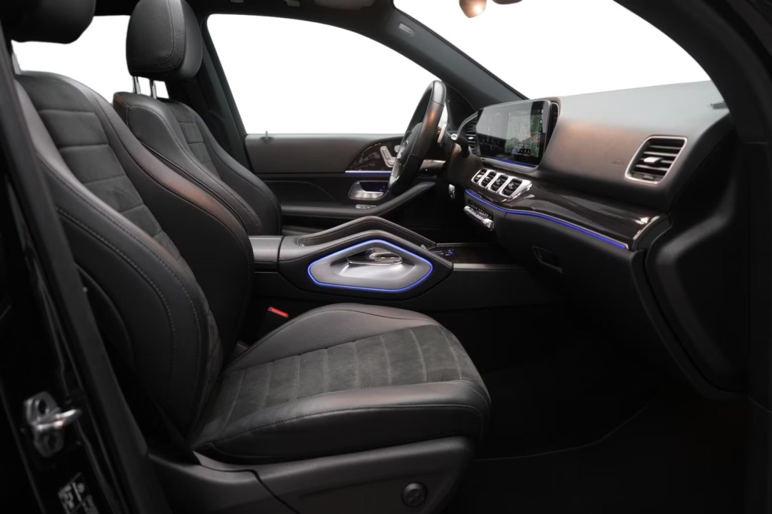 Mercedes-Benz GLE 300d 4MATIC - foto 12