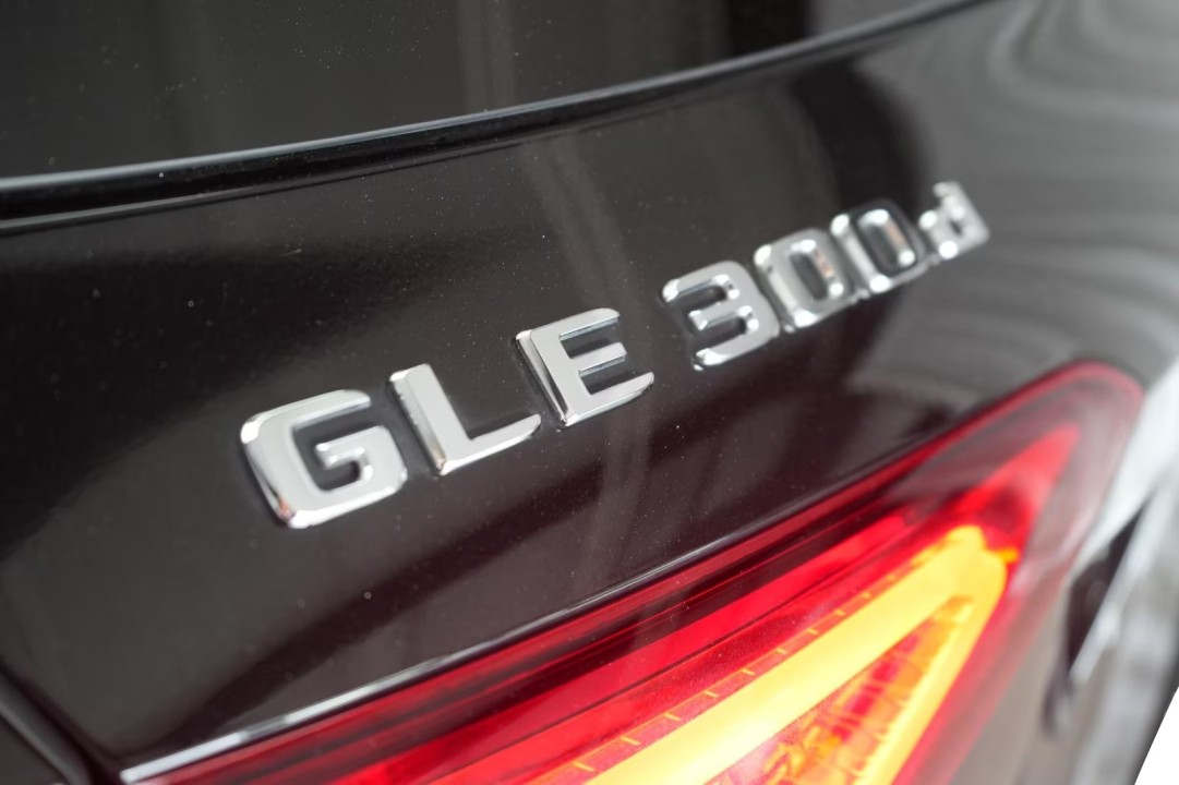 Mercedes-Benz GLE 300d 4MATIC - foto 36