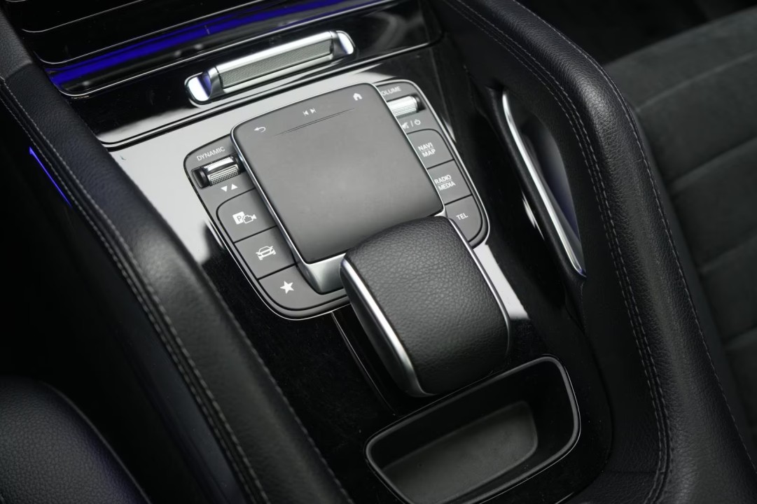Mercedes-Benz GLE 300d 4MATIC AMG Line - foto 16