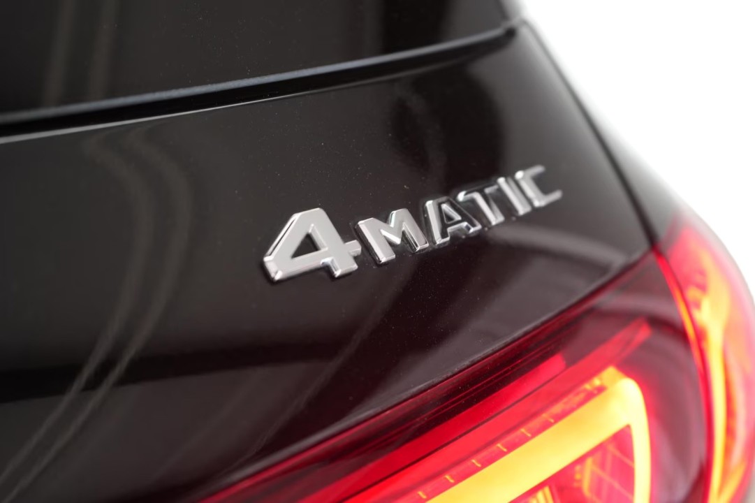 Mercedes-Benz GLE 300d 4MATIC AMG Line - foto 25