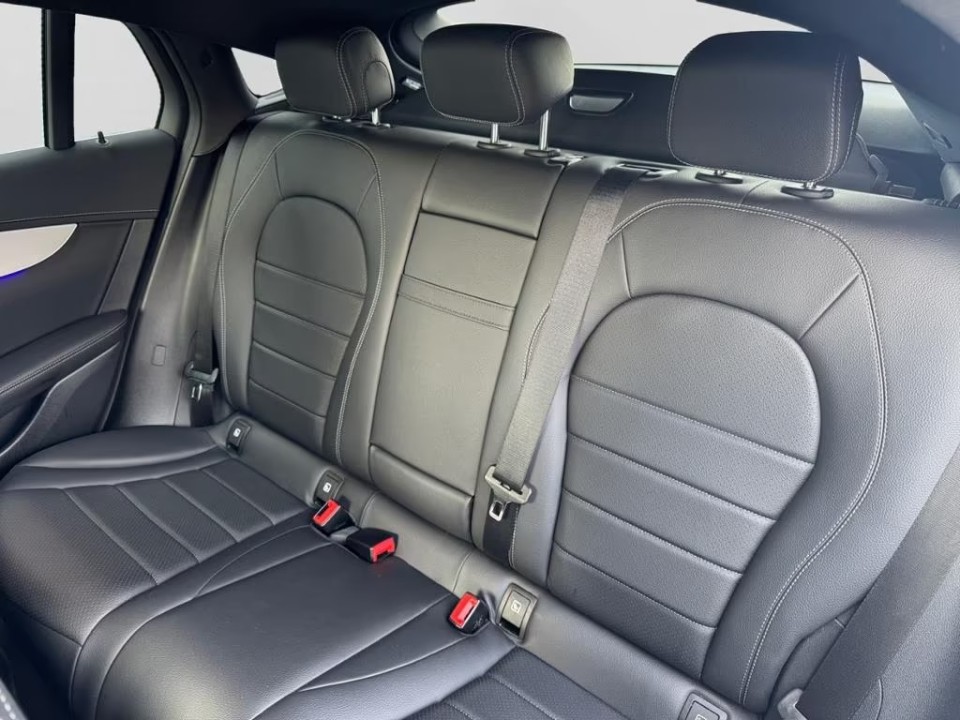 Mercedes-Benz GLC Coupé 300de 4MATIC - foto 11