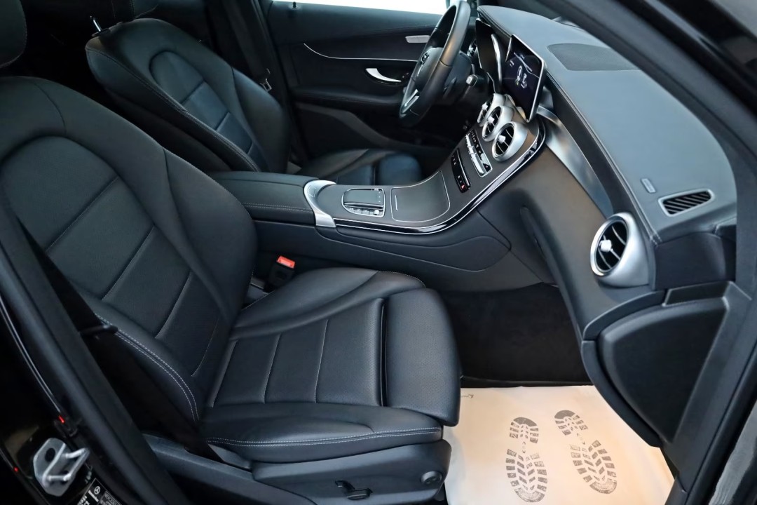 Mercedes-Benz GLC Coupé 300e 4MATIC - foto 16