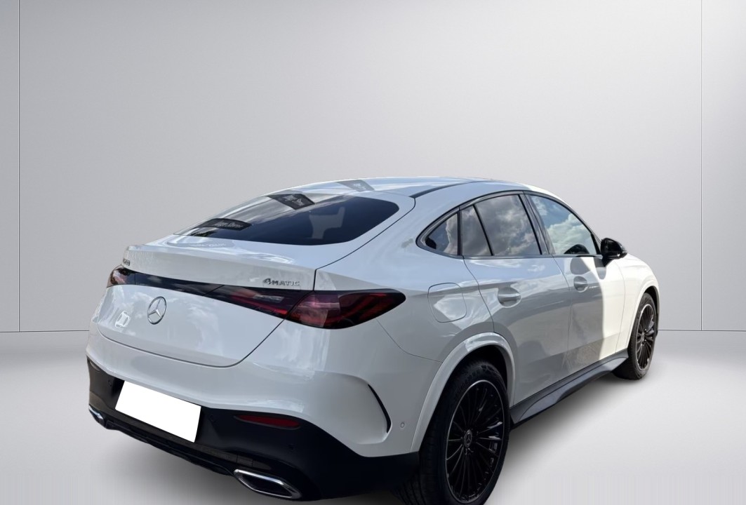Mercedes-Benz GLC Coupé 200 4MATIC AMG (3)