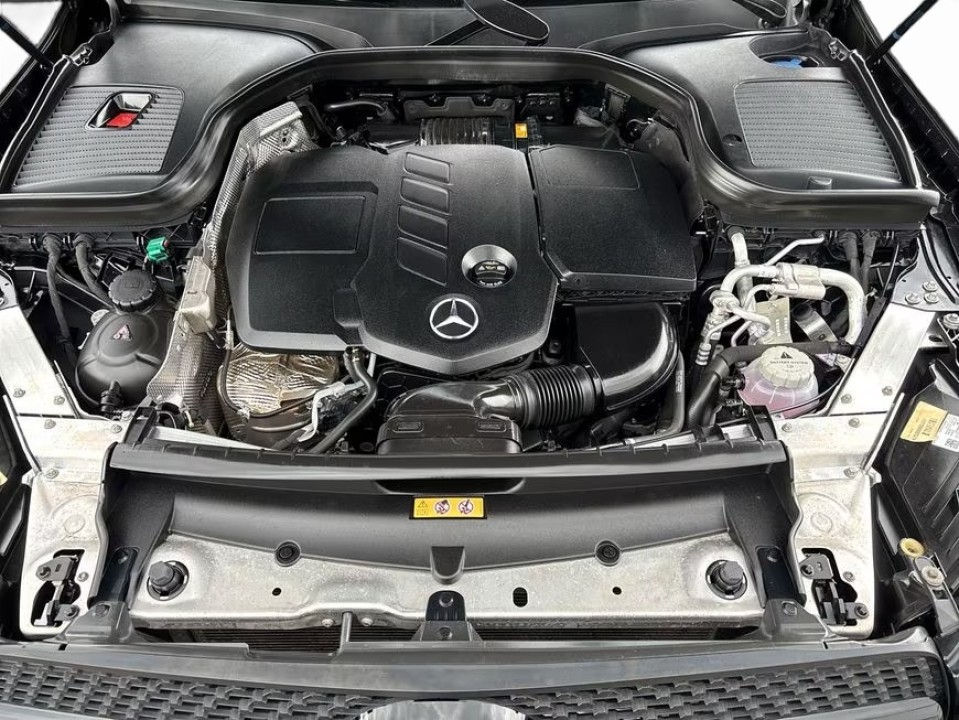 Mercedes-Benz GLC Coupé Mercedes-Benz GLC Coupe 300de 4MATIC AMG Line - foto 23