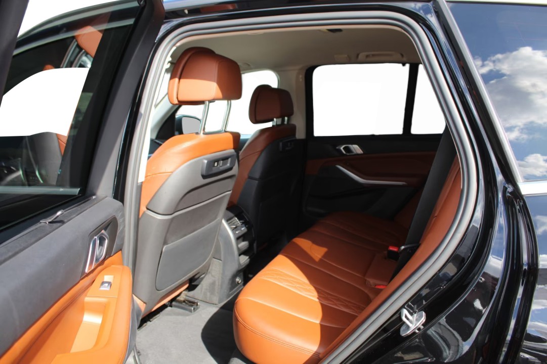 BMW X5 xDrive40i - foto 11