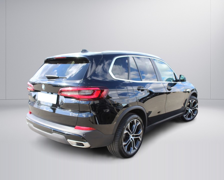 BMW X5 xDrive40i (3)