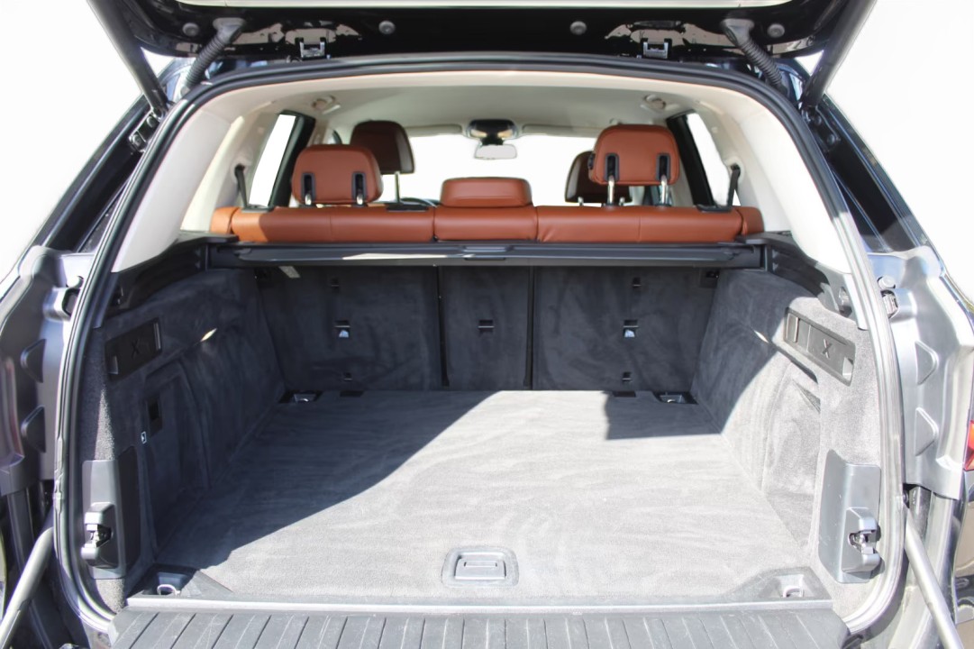 BMW X5 xDrive40i - foto 17