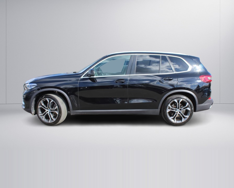 BMW X5 xDrive40i (4)