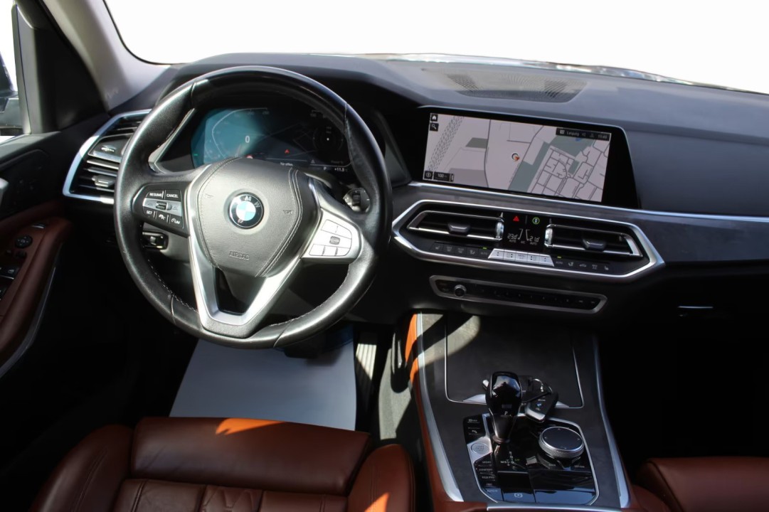 BMW X5 xDrive40i - foto 9