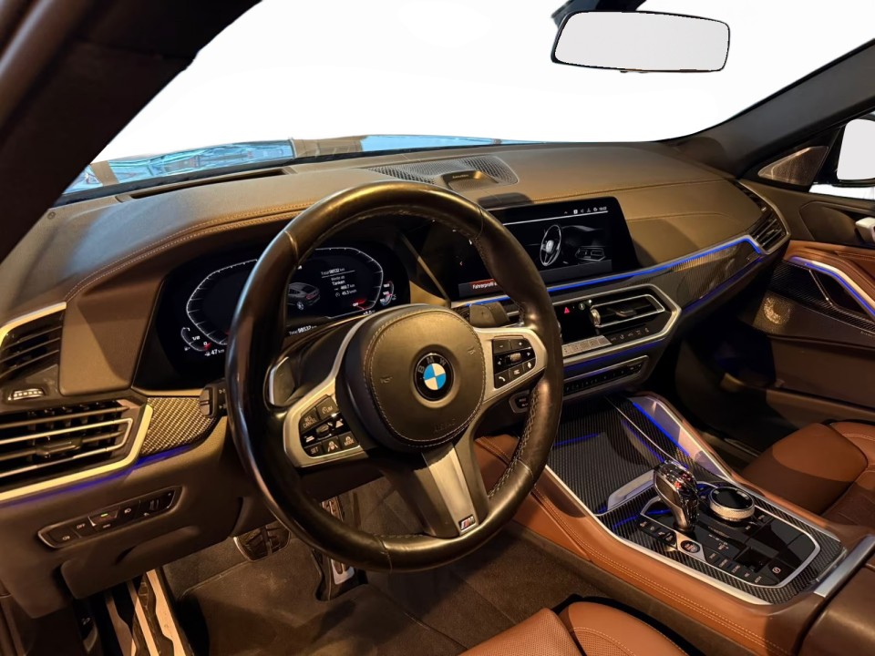 BMW X6 M50i - foto 7