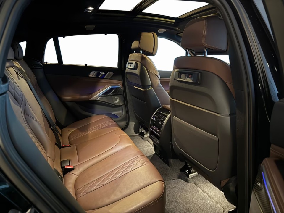 BMW X6 M50i - foto 9