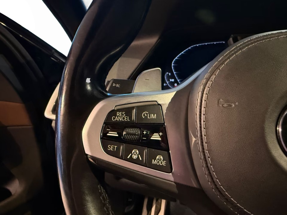 BMW X6 M50i - foto 11