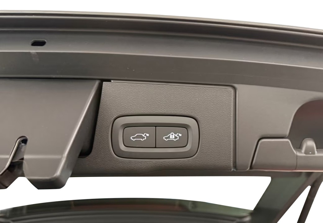 Volvo XC 60 T6 Recharge AWD Plus Bright - foto 27
