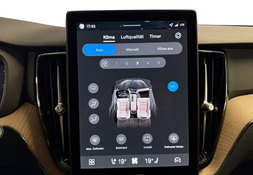 Volvo XC 60 T6 Recharge AWD Plus Bright - foto 13