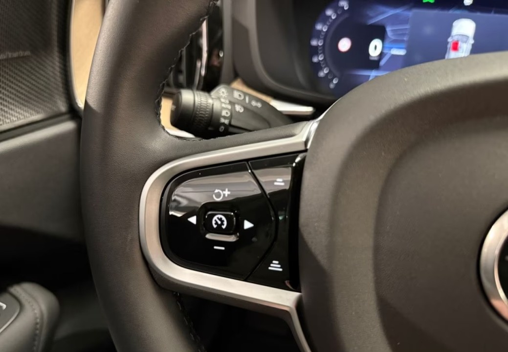Volvo XC 60 T6 Recharge AWD Plus Bright - foto 9