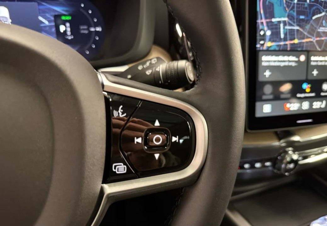 Volvo XC 60 T6 Recharge AWD Plus Bright - foto 10