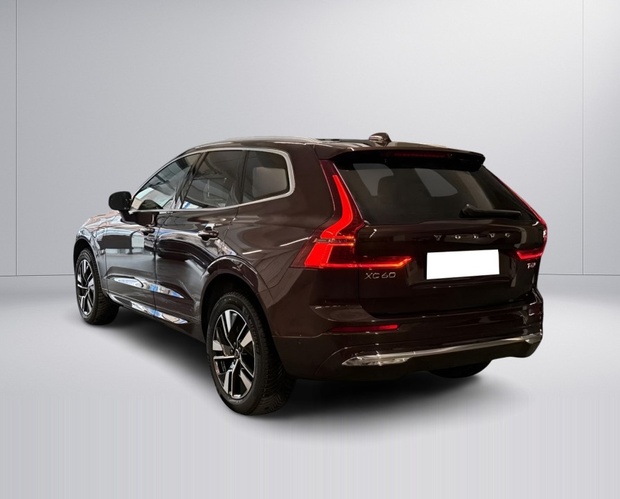 Volvo XC 60 T6 Recharge AWD Plus Bright (3)