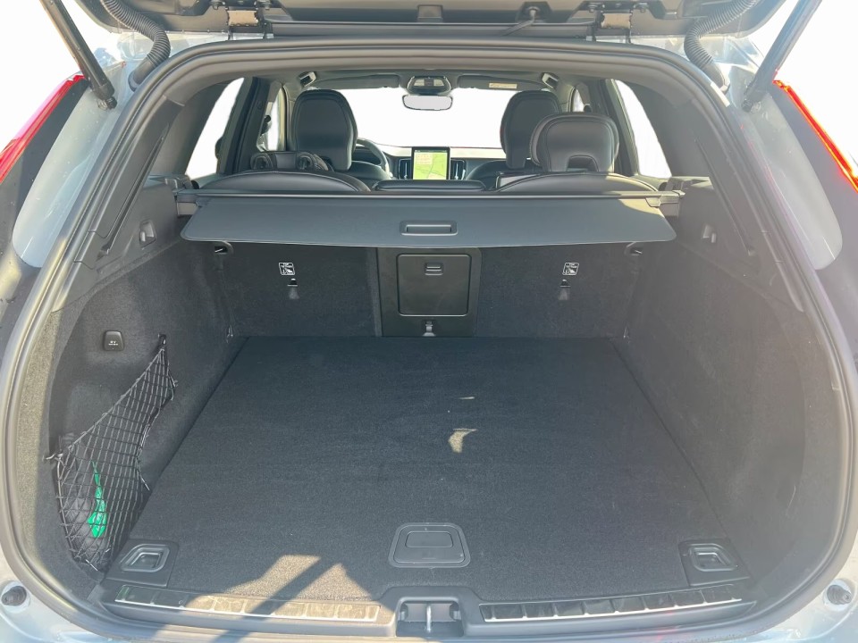 Volvo XC 60 T6 Recharge AWD Plus Dark - foto 24