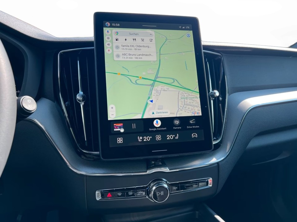 Volvo XC 60 T6 Recharge AWD Plus Dark - foto 17