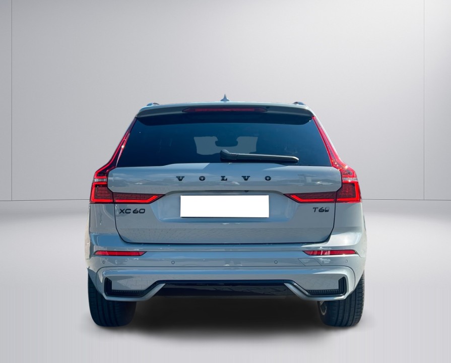 Volvo XC 60 T6 Recharge AWD Plus Dark (4)
