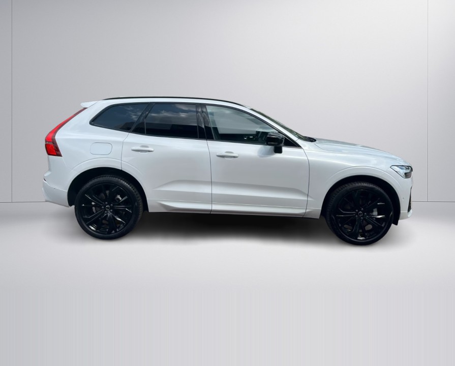 Volvo XC 60 T6 Recharge AWD Plus Dark (2)