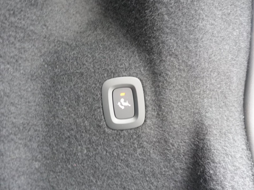 Volvo XC 60 T6 Recharge AWD Plus Dark - foto 22