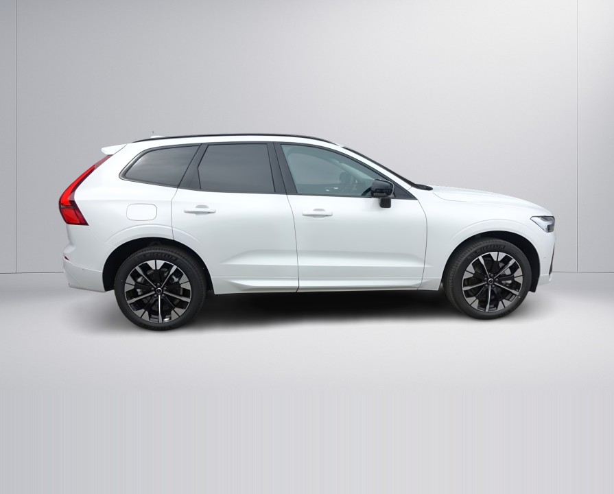 Volvo XC 60 T6 Recharge AWD Plus Dark (2)