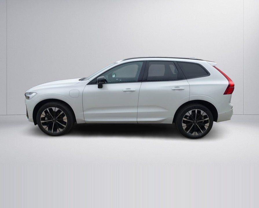 Volvo XC 60 T6 Recharge AWD Plus Dark (5)