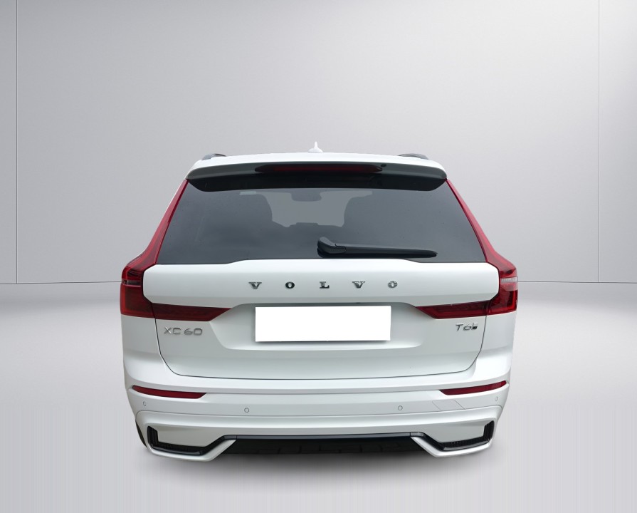 Volvo XC 60 T6 Recharge AWD Plus Dark (4)