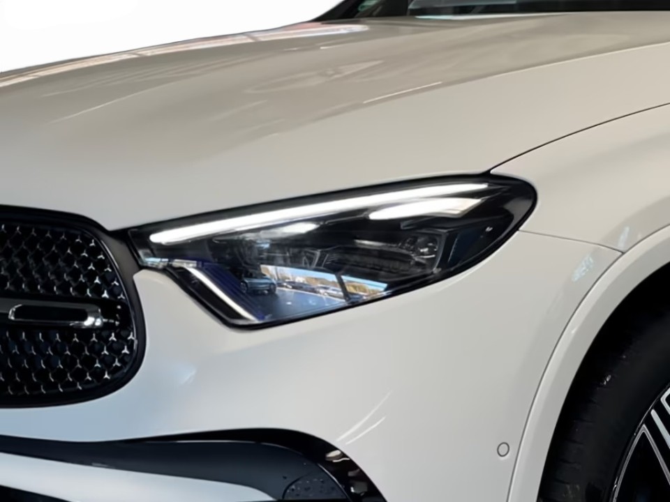 Mercedes-Benz GLC Coupé 300de 4MATIC AMG Line - foto 15