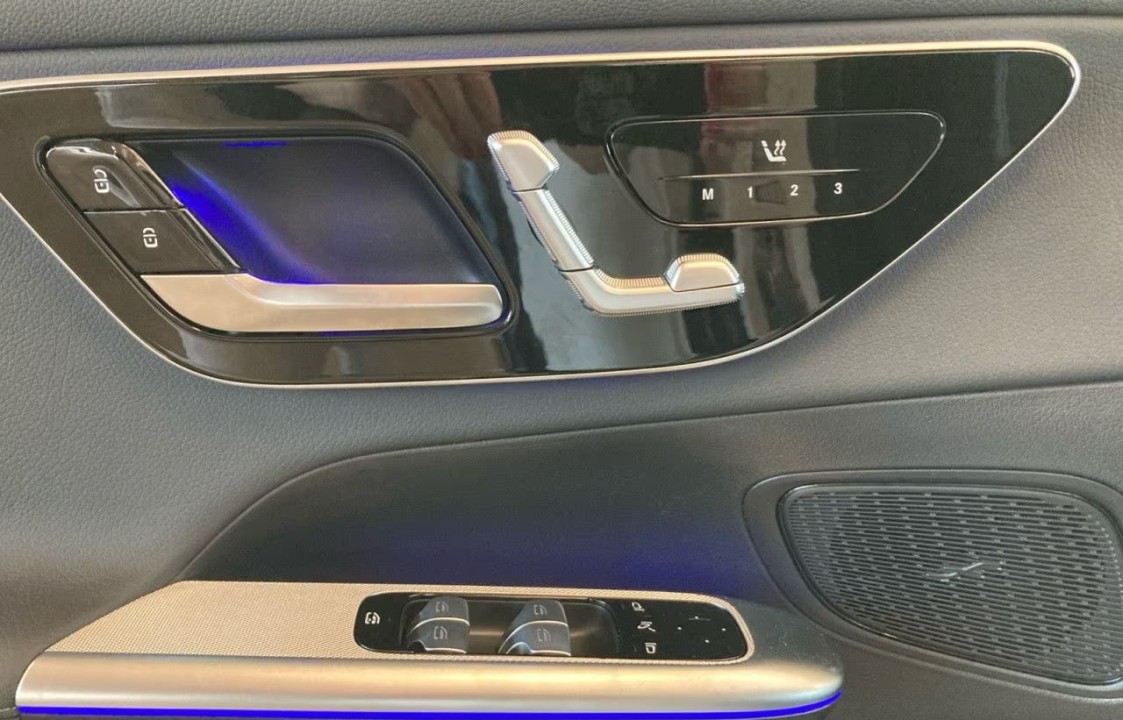 Mercedes-Benz GLC Coupé 300e 4MATIC Avantgarde - foto 14