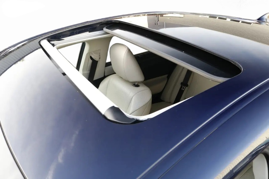 Lexus Seria ES 300h President Line - foto 7