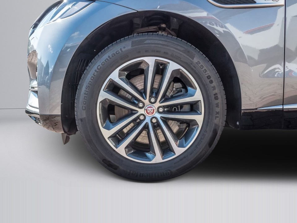 Jaguar F-Pace P400e AWD - foto 17
