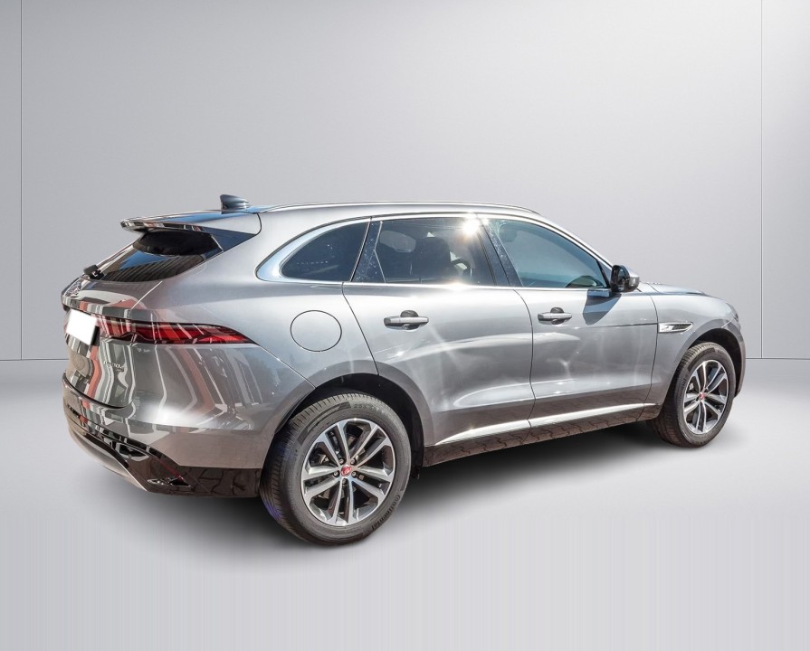 Jaguar F-Pace P400e AWD (3)