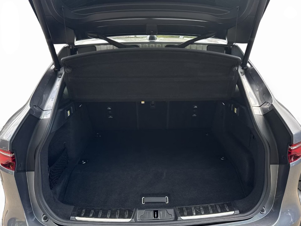 Jaguar F-Pace P400e S - foto 10