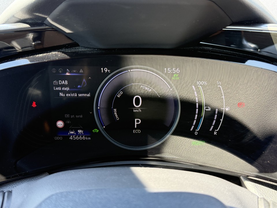 Lexus Seria NX 450h+ AWD - foto 23