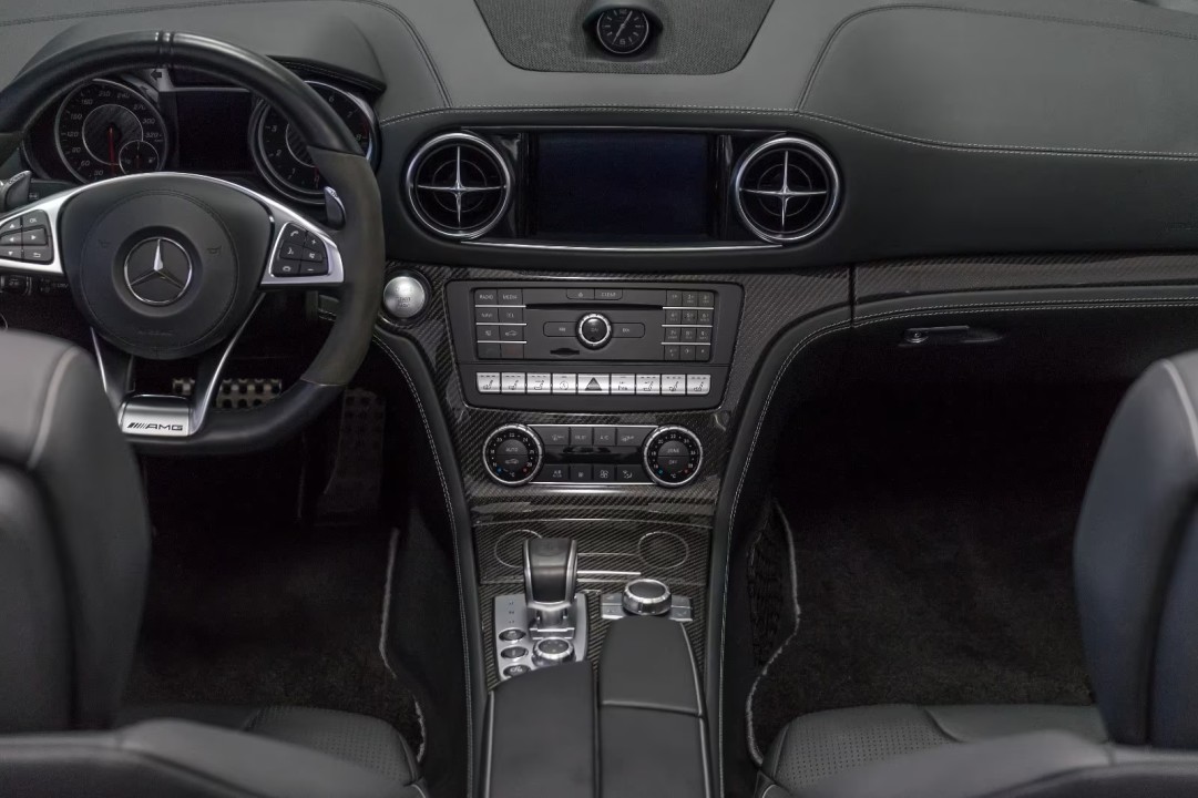 Mercedes-Benz SL 63 AMG - foto 13