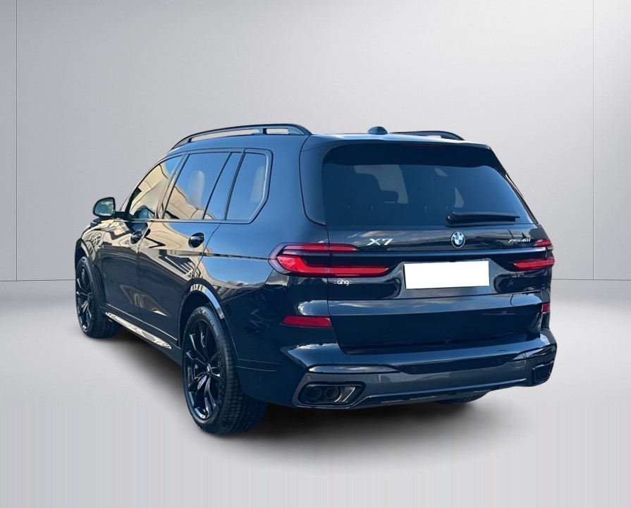 BMW X7 xDrive40i M-Sport (3)