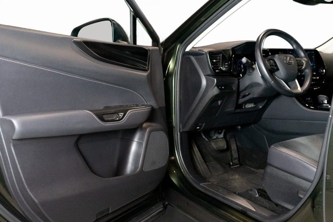 Lexus Seria NX 350h Comfort - foto 14