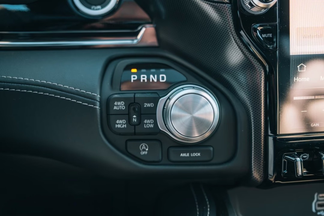 Dodge RAM 1500 Limited - foto 20