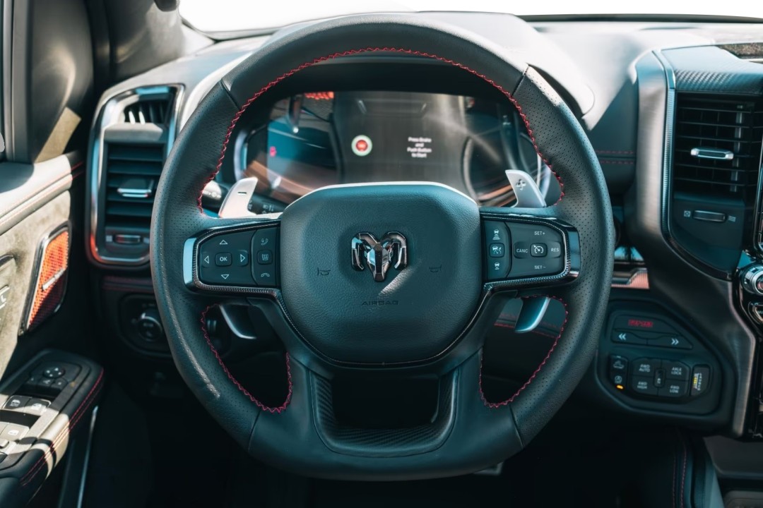 Dodge RAM 1500 RHO - foto 9
