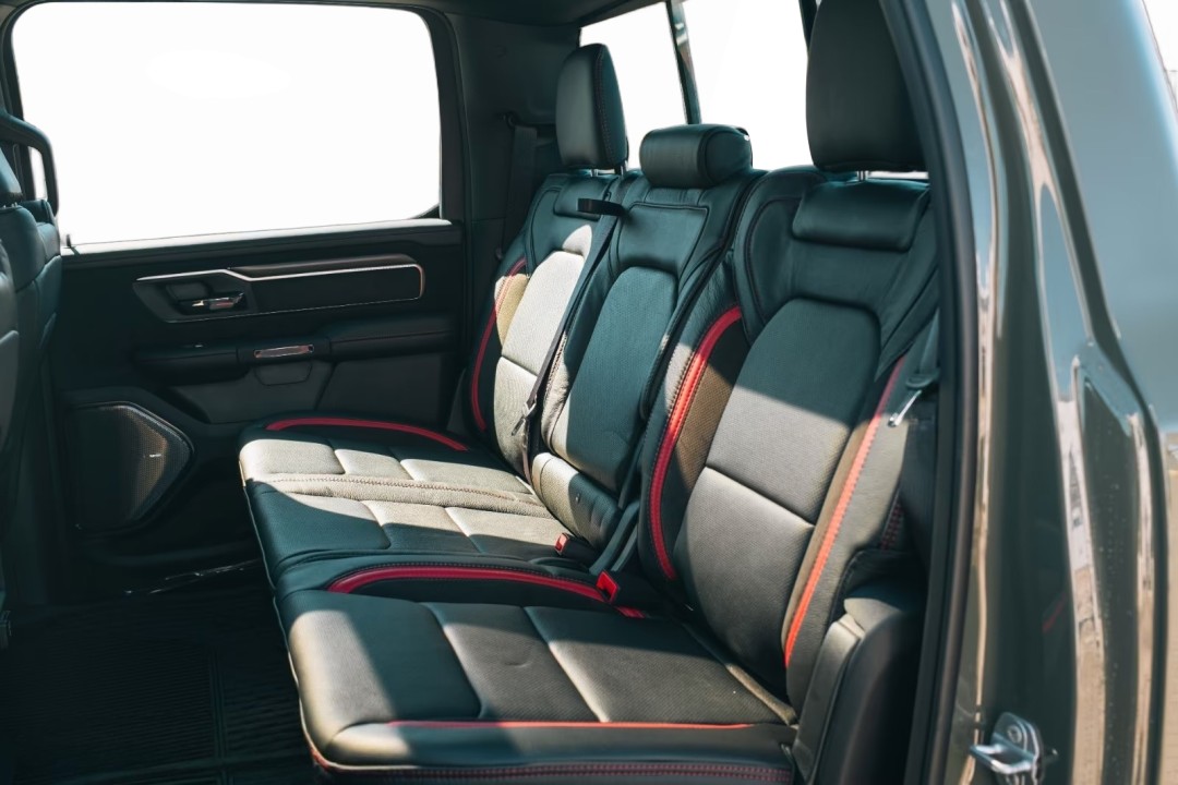 Dodge RAM 1500 RHO - foto 27