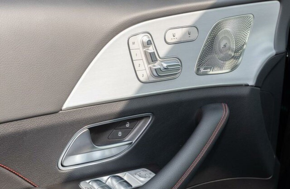 Mercedes-Benz GLE AMG 53 4MATIC+ - foto 11