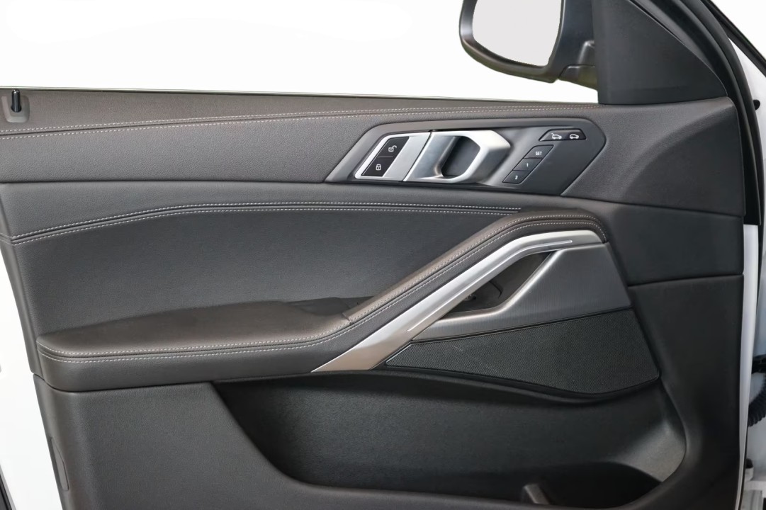 BMW X6 xDrive40i - foto 24