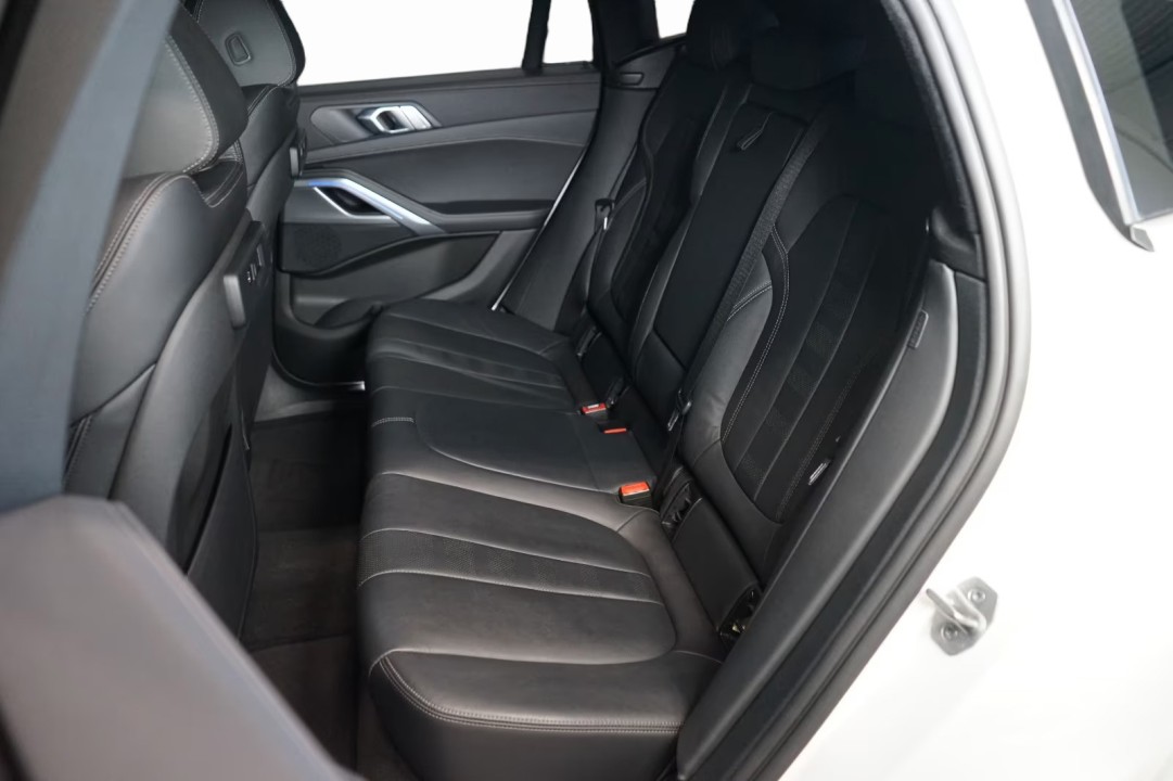 BMW X6 xDrive40i - foto 9