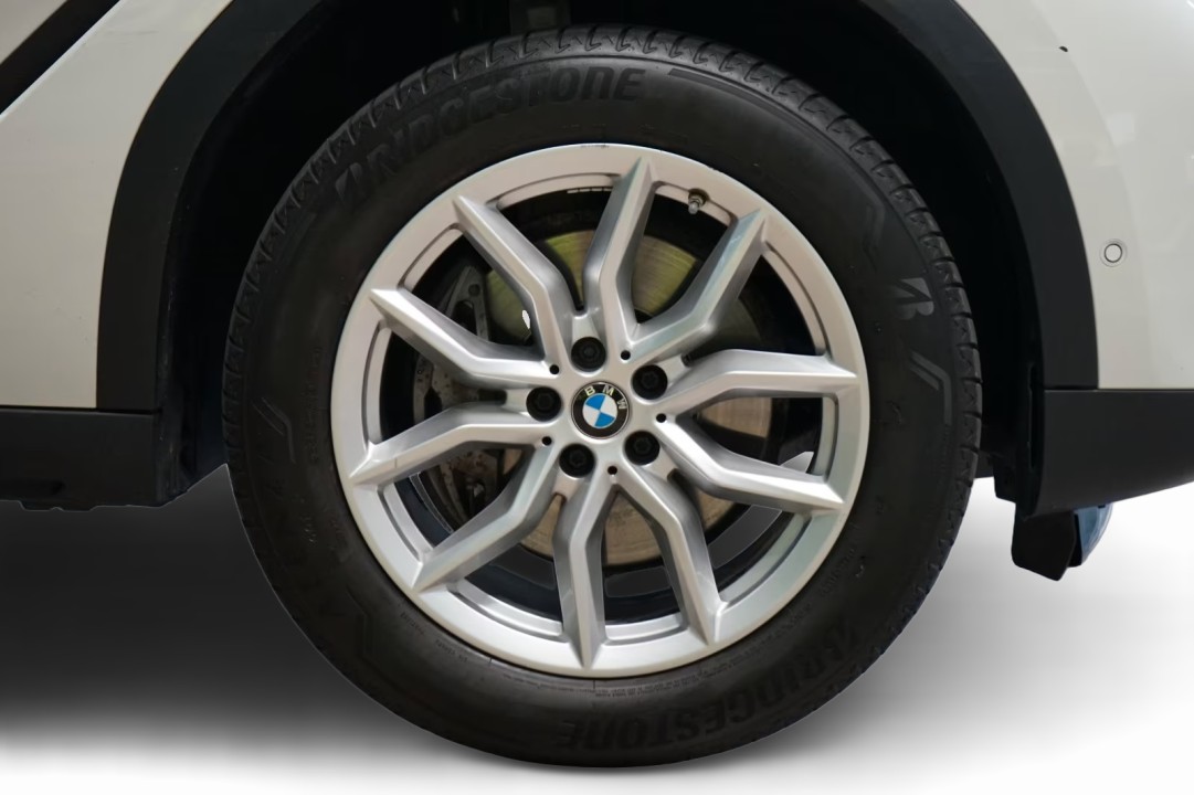 BMW X6 xDrive40i - foto 28